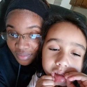 Meet your Posher, Simone